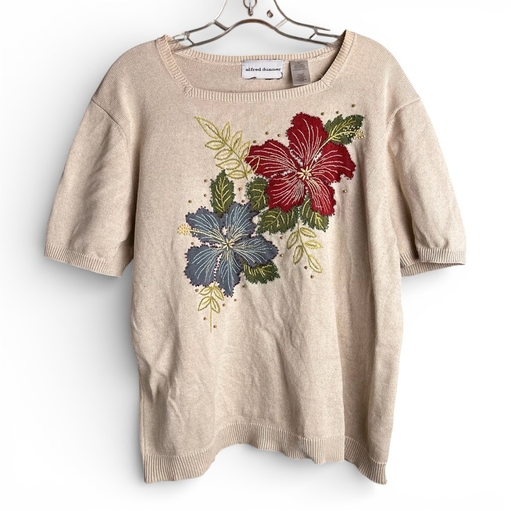 RARE Vintage Alfred Dunner Beaded Hibiscus Knit Top